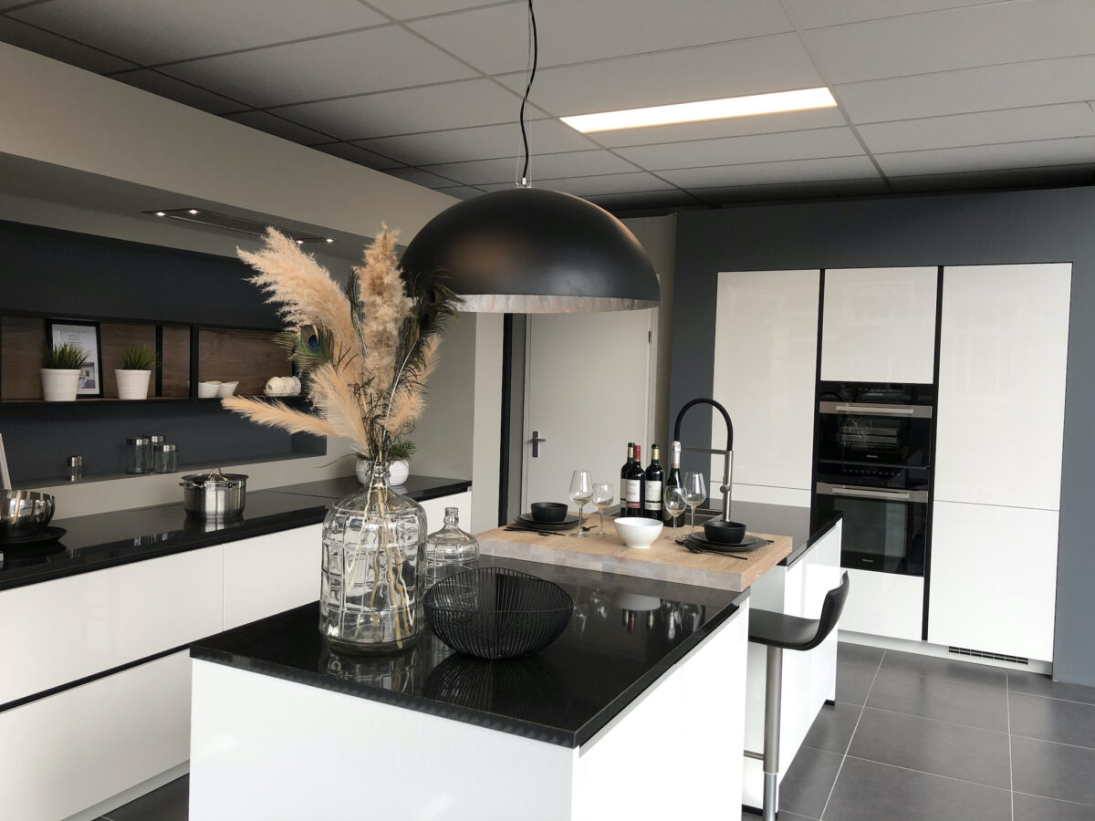 Showroomkeuken Breda Montall Keukens